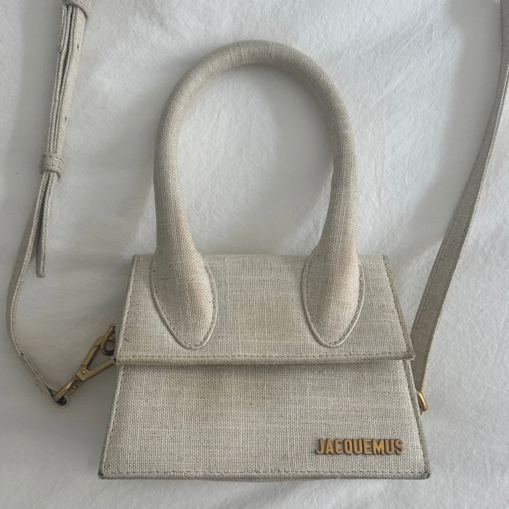 Jacquemus Beige Mini Bag with Gold Accent - Picture 1 of 3